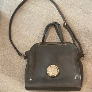 Elegant Gray Handbag